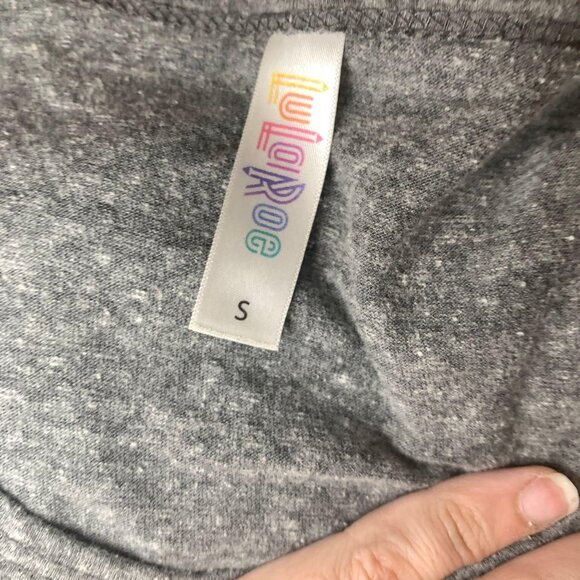 LuLaRoe Gray Heathered Short Sleeve Relaxed Fit Womens T-Shirt Top Size S - Picture 4 of 5